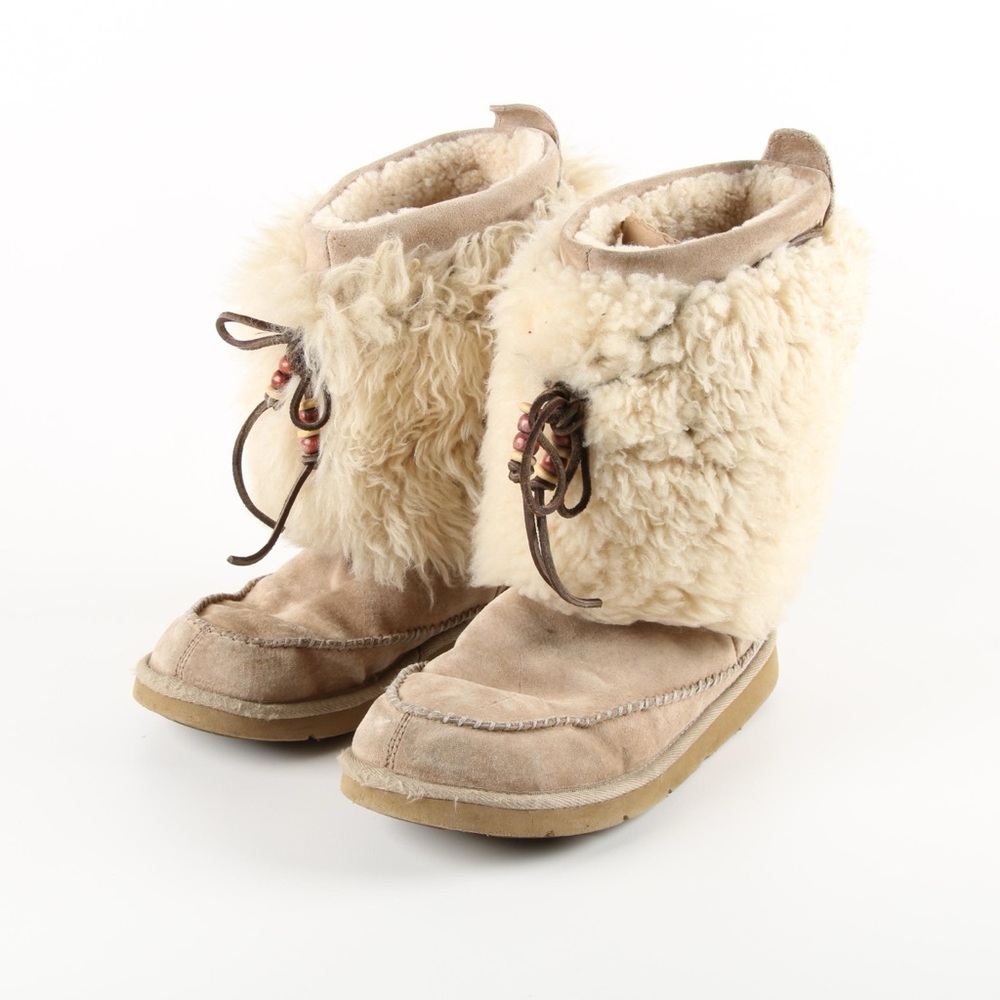 UGG Rainier Eskimo Boot Shearling Interior Women’s size 8